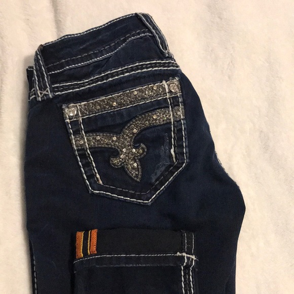 Rock Revival Jeans - Picture 4 of 4